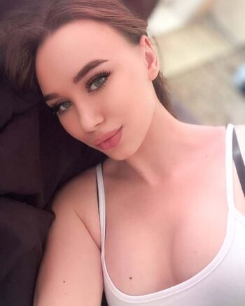 Full leaked Frollkina private photo