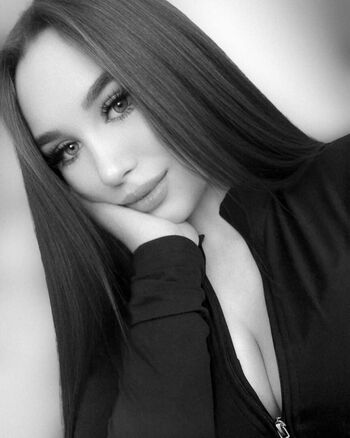 Full leaked Frollkina private photo