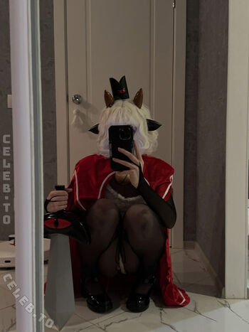 Full leaked Fruleinmilk page private photo