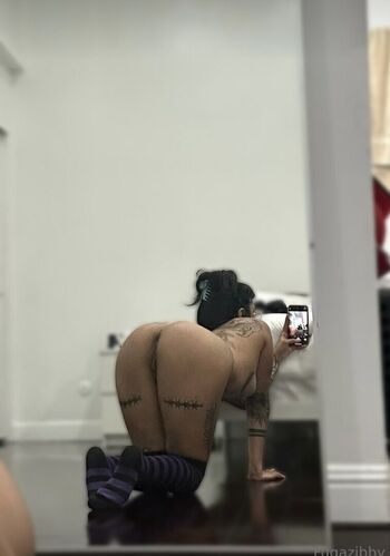 Full leaked Fugazibby private photo