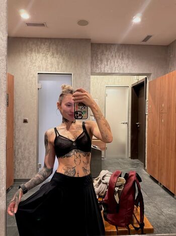 Full leaked Future star private photo