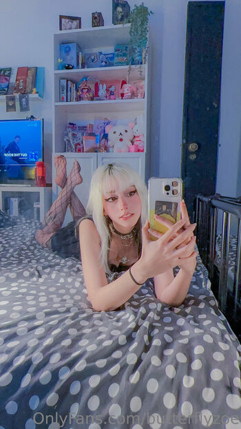 Full leaked Fvckzoe private photo