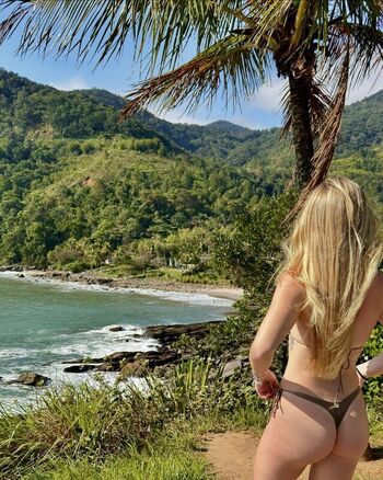 Full leaked Gabi amaral page private photo