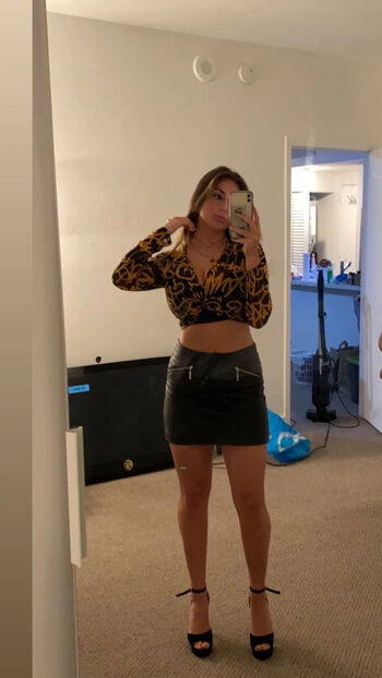 Full leaked Gabriella n page private photo