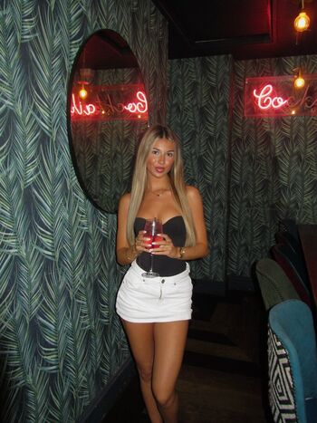 Full leaked Gabs private photo