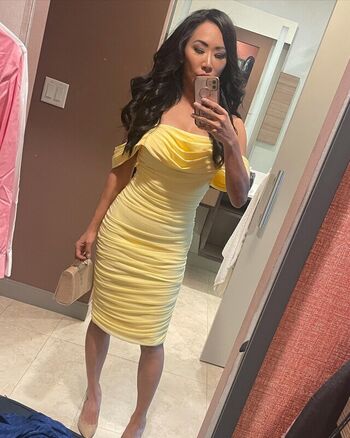 Full leaked Gail kim private photo