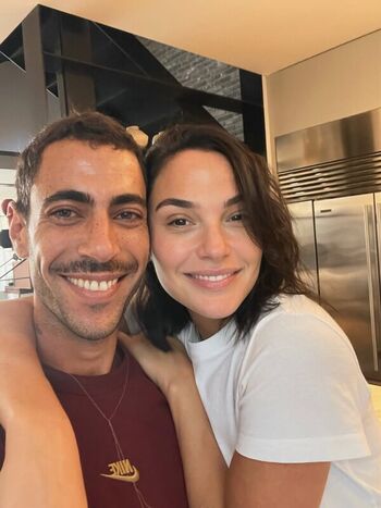 Full leaked Gal gadot private photo