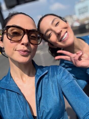 Full leaked Gal gadot private photo