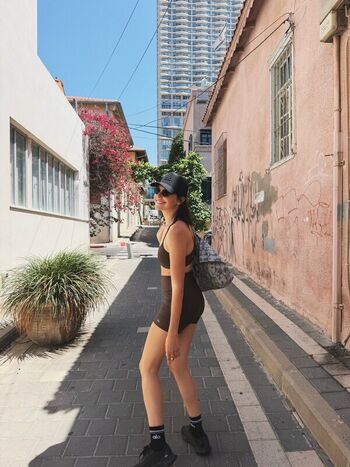 Full leaked Gal gadot private photo
