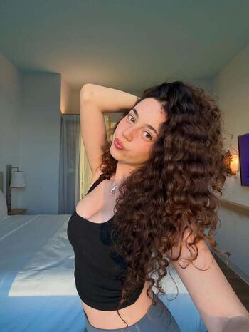 Full leaked Gal gool page private photo