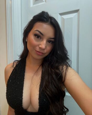 Full leaked Galilea leal private photo