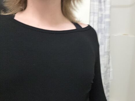 Full leaked Geckowo private photo