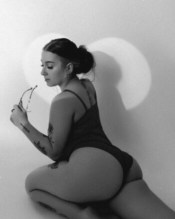 Full leaked Geminigodi private photo