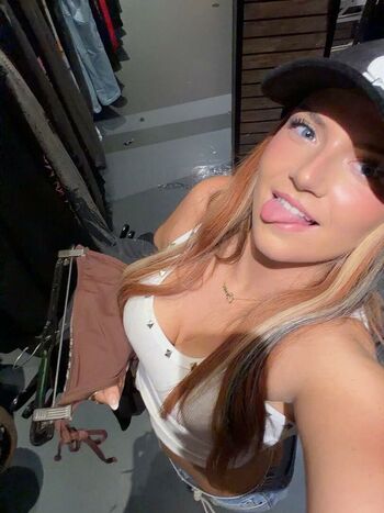 Full leaked Geneva keller private photo