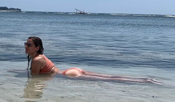 Full leaked Gennifer demey private photo