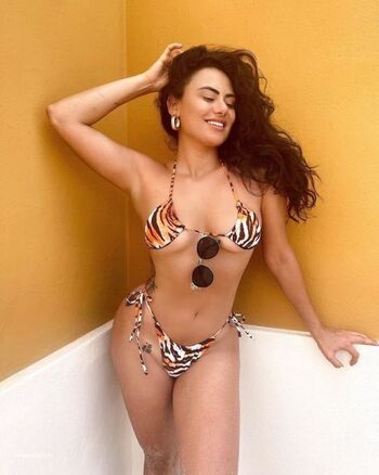 Full leaked Geraldine moreno private photo