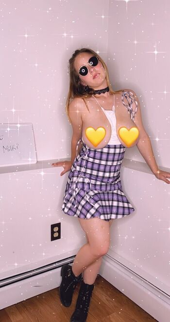 Full leaked Gezebellefaye private photo