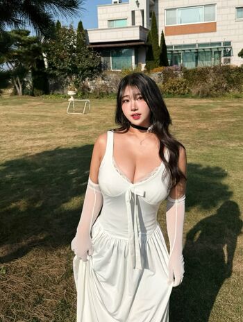 Full leaked Ggubbu page private photo