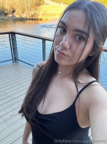 Full leaked Giannagreyx page private photo
