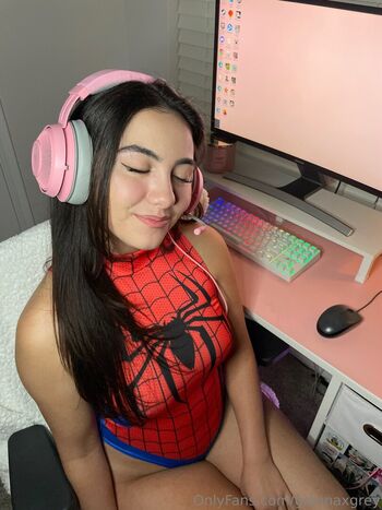 Full leaked Giannagreyx page private photo