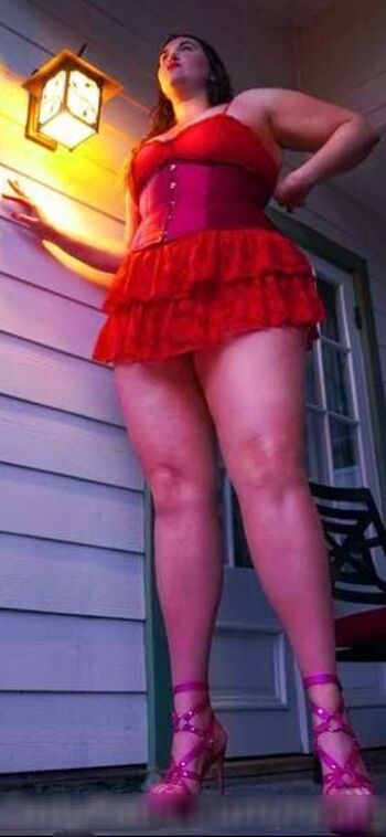 Full leaked Giantessaprivate private photo