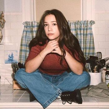 Full leaked Gideon adlon private photo