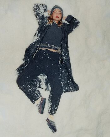 Full leaked Gigi hadid private photo