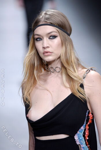 Full leaked Gigi hadid private photo