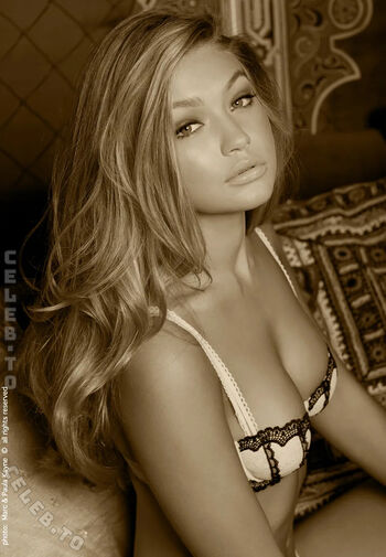 Full leaked Gigi hadid private photo