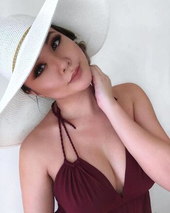 Full leaked Gina darling private photo