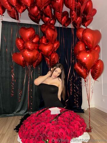 Full leaked Gina divine private photo