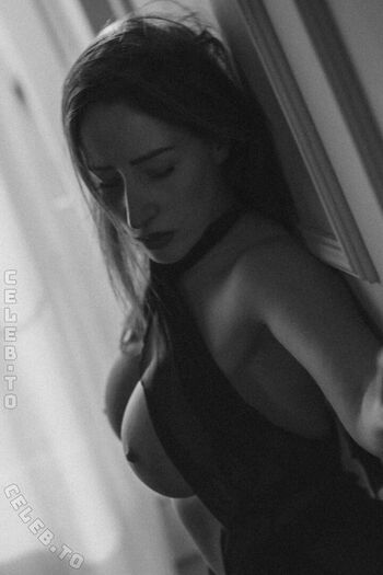 Full leaked Ginger mia page private photo