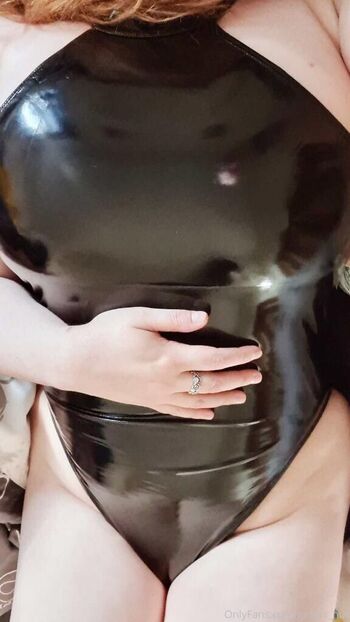 Full leaked Ginger nut private photo