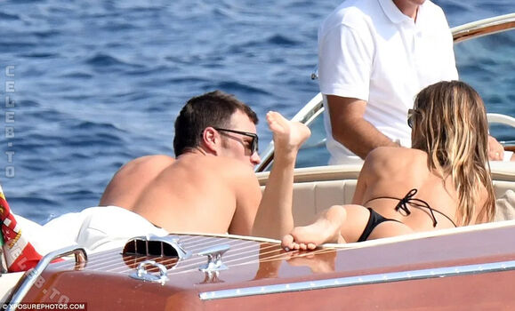 Full leaked Gisele bundchen private photo