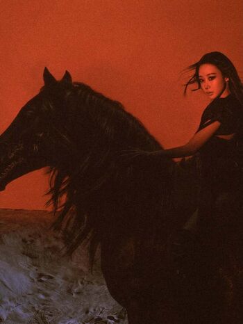 Full leaked Giselle aespa page private photo