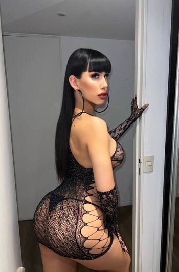 Full leaked Giuli turns page private photo