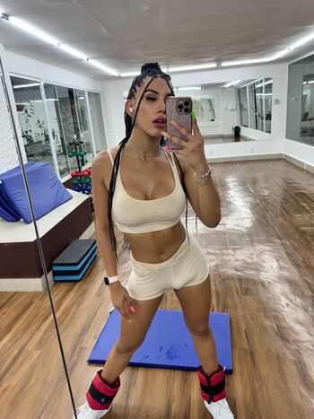 Full leaked Giuli turns private photo