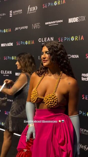 Full leaked Giulia costa private photo