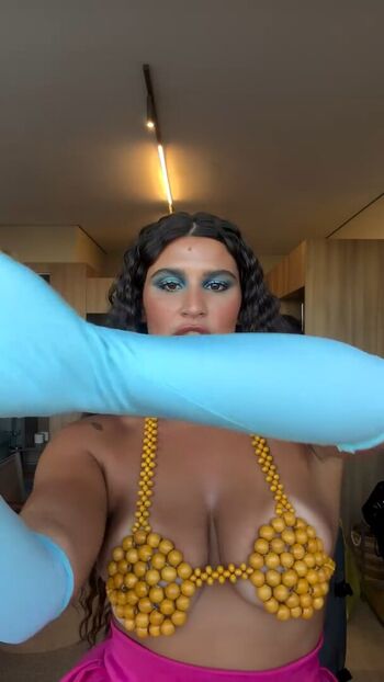 Full leaked Giulia costa private photo