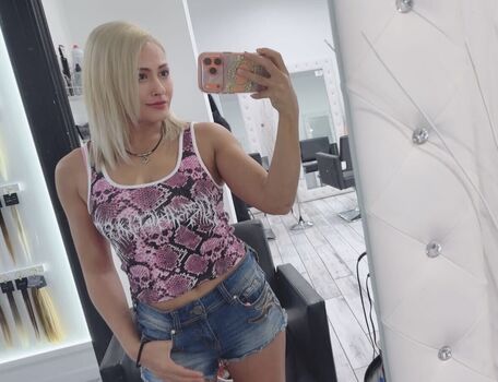 Full leaked Giulia page private photo