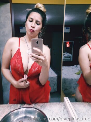 Full leaked Givepleasuree page private photo
