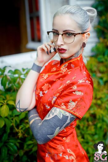Full leaked Gladycesuicide private photo