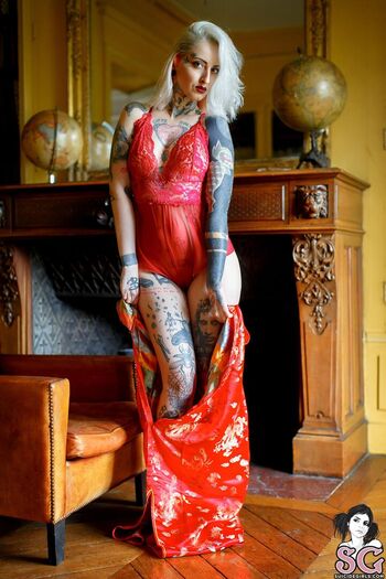 Full leaked Gladycesuicide private photo