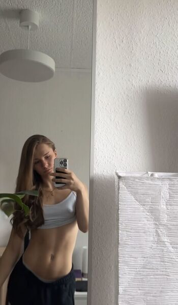 Full leaked Gld melina page private photo