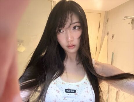 Full leaked Glihttr private photo