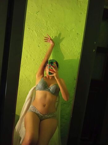Full leaked Gloriabigail private photo