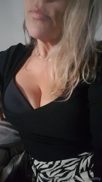 Full leaked Goddesssensuality page private photo
