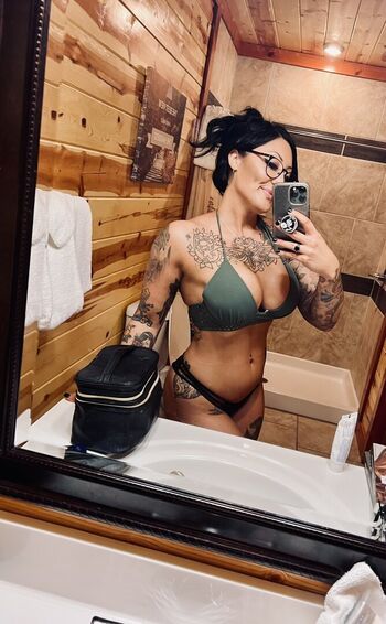 Full leaked Goth barbie private photo