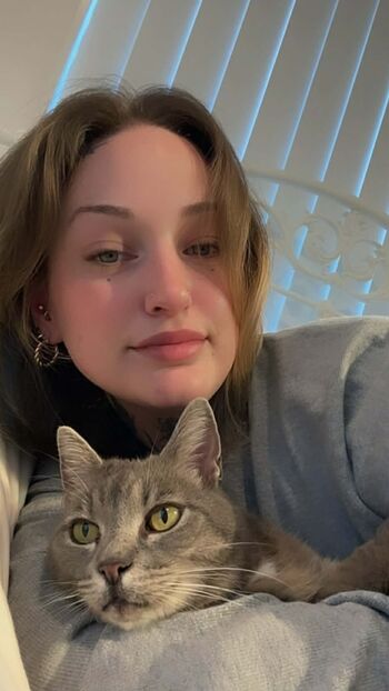 Full leaked Goth queen private photo