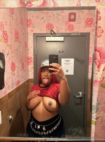 Full leaked Gothcakez private photo